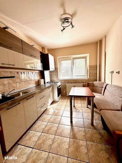 Apartament cu 2 camere semidecomandat în 1 Decembrie 1918