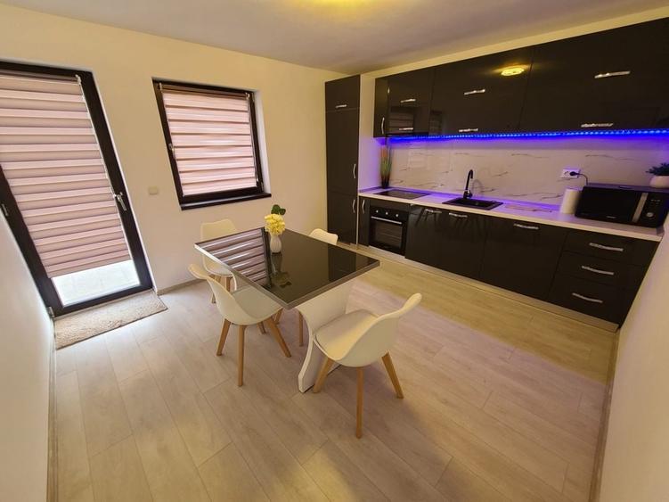 Casă cu 4 camere cu Teren 500 Mp în Exterior Vest
