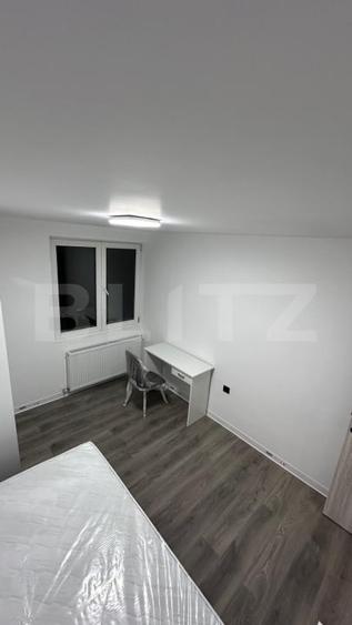 Apartament cu 4 camere decomandat, mobilat în Cornișa