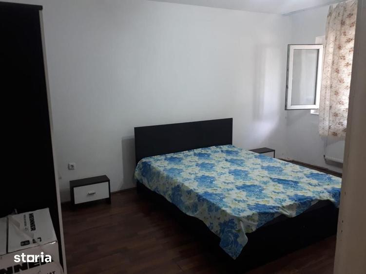 Apartament cu 3 camere în Siderurgiștilor