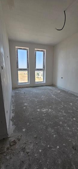 Apartament cu 2 camere decomandat în Girocului
