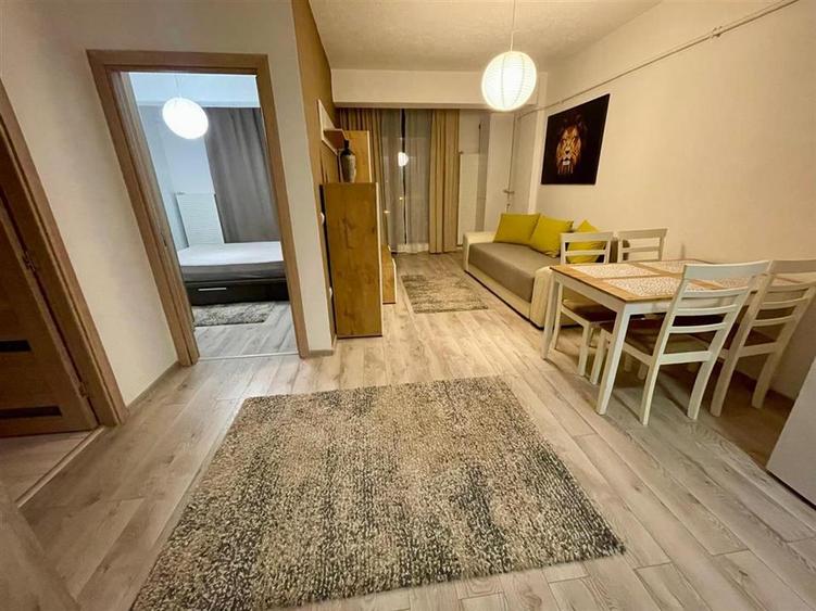 Apartament cu 2 camere semidecomandat, mobilat în Exterior Sud