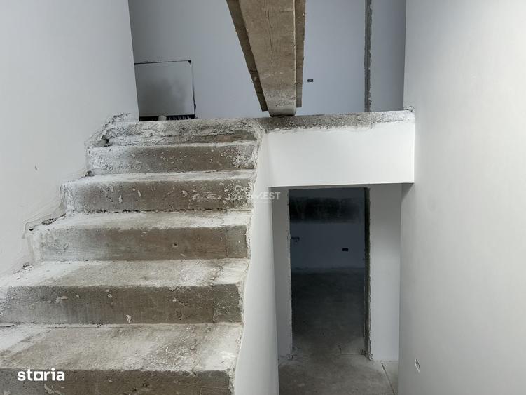 Casă cu 4 camere în Albești
