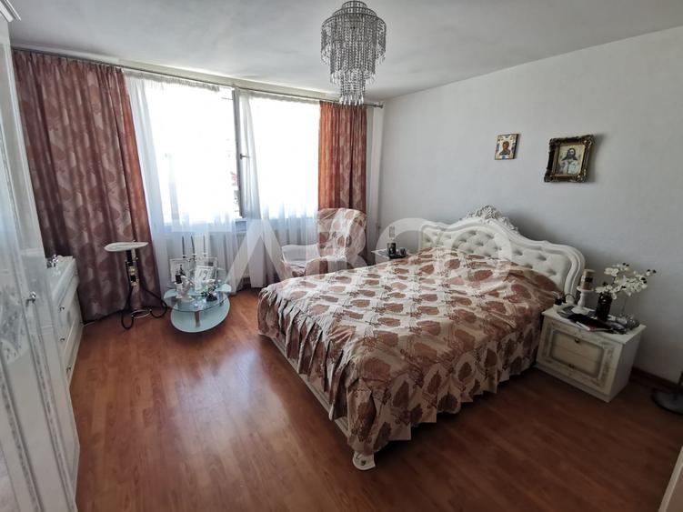 Casă individuală cu 5 camere cu Canalizare în Lazaret