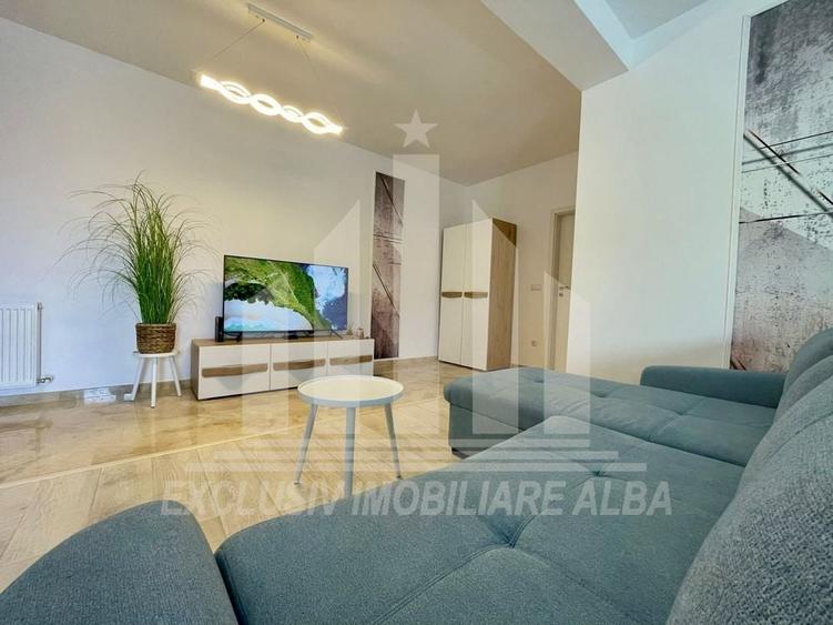 Apartament cu 2 camere decomandat, mobilat în Lipoveni