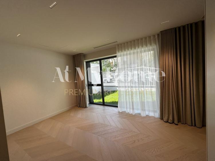 Apartament cu 4 camere decomandat în Kiseleff
