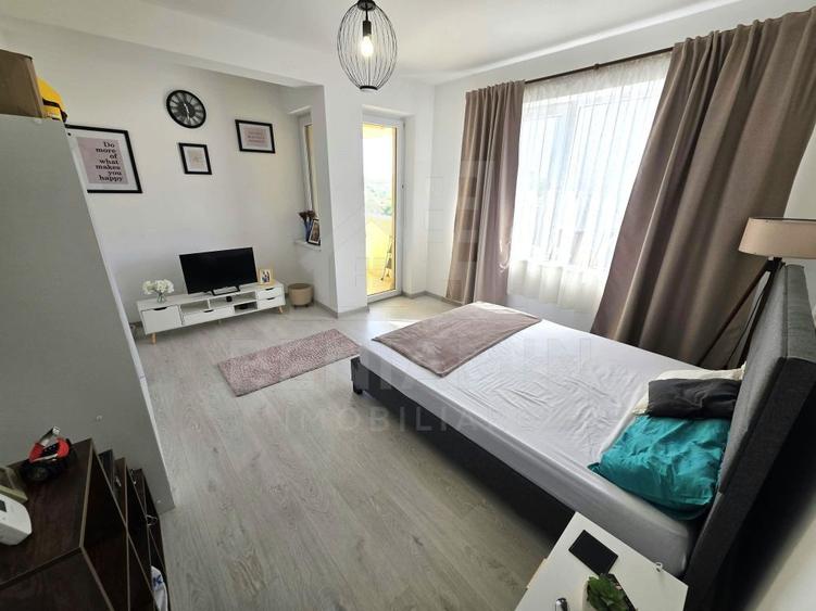 Apartament cu 2 camere decomandat în Sud
