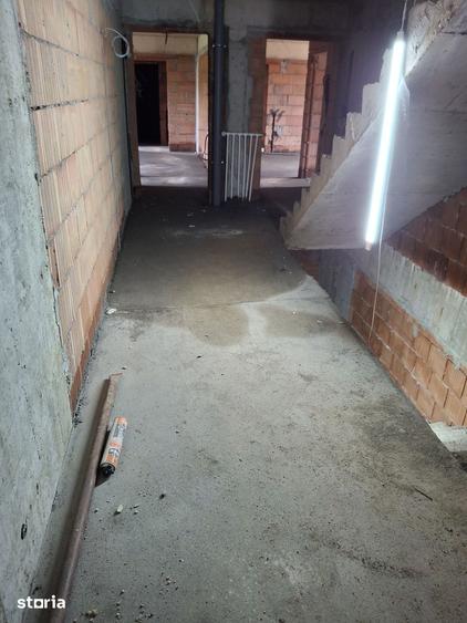 Apartament cu 2 camere decomandat în Giulești