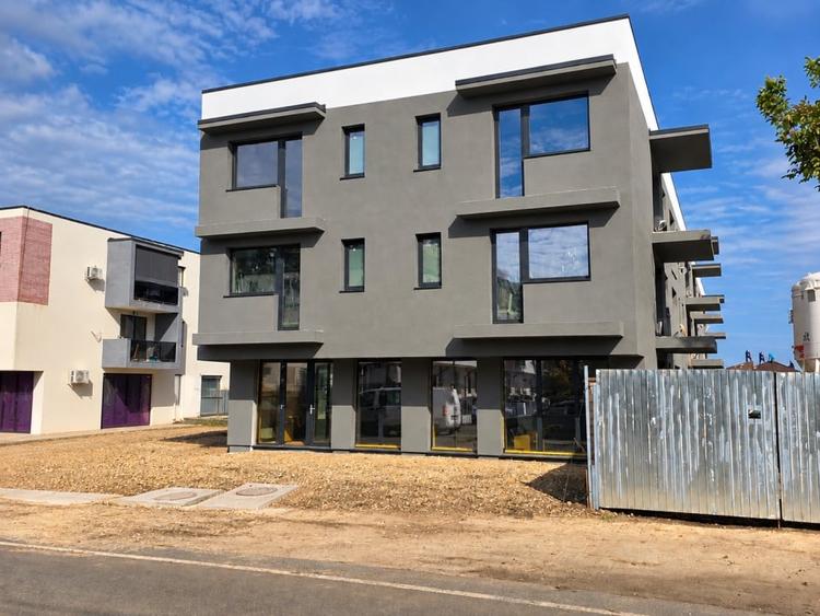Apartament cu 2 camere semidecomandat în Tunari