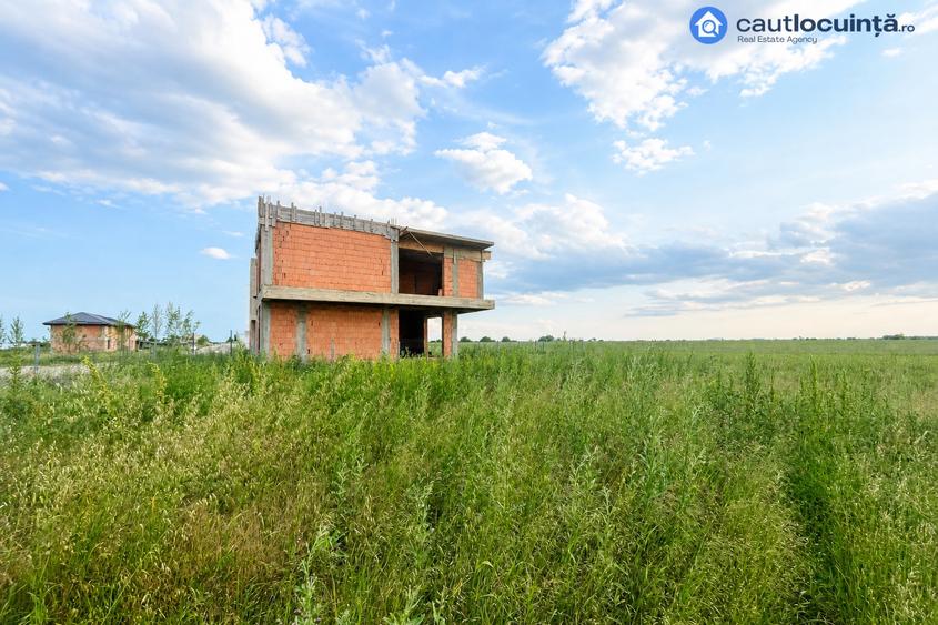 Casă individuală cu 6 camere cu Canalizare în Dimieni