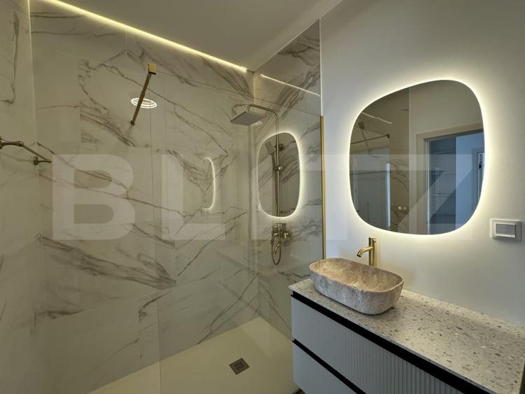 Apartament cu 3 camere decomandat, mobilat în Florești