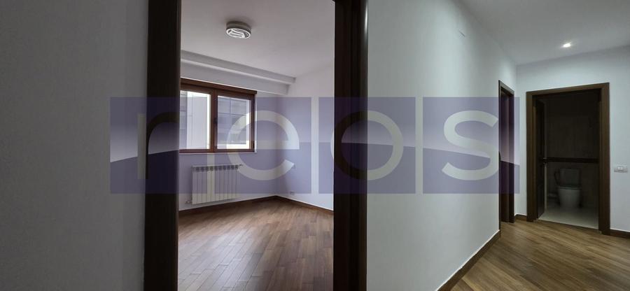Apartament cu 3 camere semidecomandat, mobilat în Dorobanți