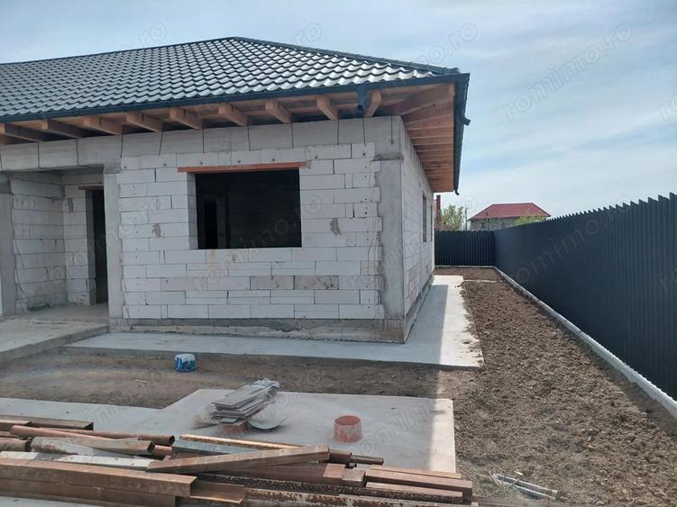 Casă cu Teren 300 Mp în Vasile Alecsandri