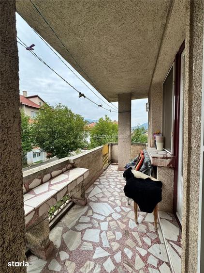 Apartament cu 4 camere în Central