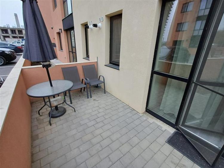 Apartament cu 2 camere semidecomandat în Lunca Cetățuii