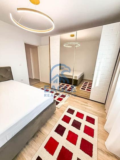 Apartament cu 3 camere decomandat, mobilat în Tomis III