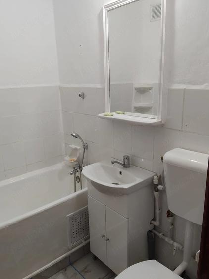 Apartament cu 2 camere nedecomandat în Central