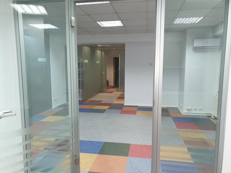 Birou, de 1,800 mp, în Floreasca