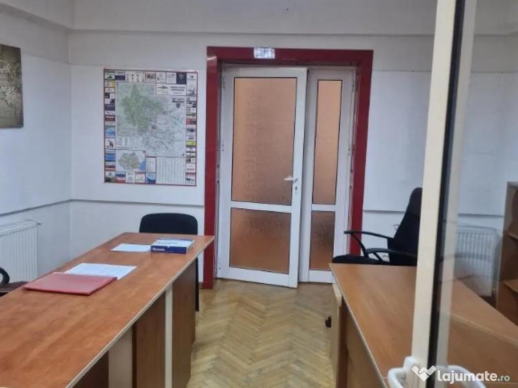 Spațiu comercial, de 20 mp, în Ultracentral
