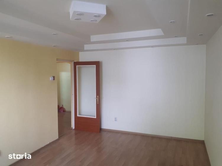 Apartament cu 2 camere decomandat în Țiglina 3