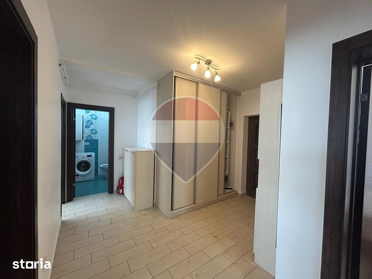 Apartament cu 3 camere, mobilat în Sânpetru