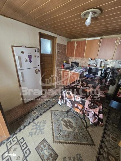 Casă cu 4 camere cu Teren 2553 Mp în Cornetu