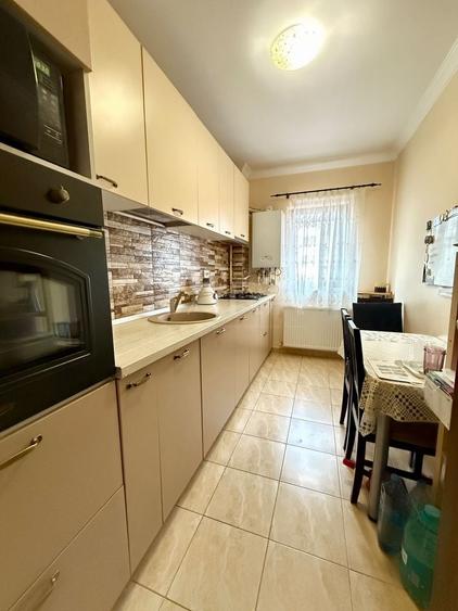 Apartament cu 2 camere decomandat, mobilat în Florești — fotografia 2
