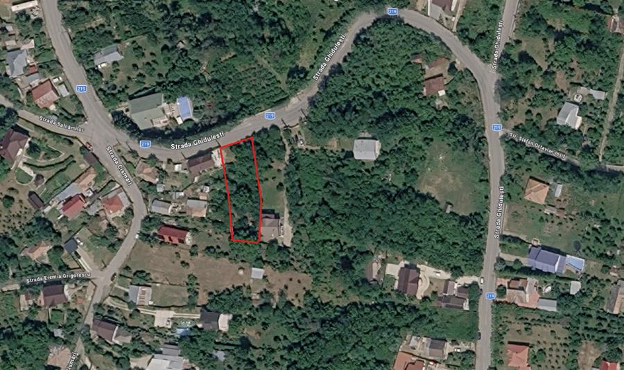 Teren Construcții intravilan de 873 mp, în Central