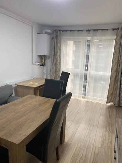 Apartament cu 2 camere semidecomandat în Dosu Bricii