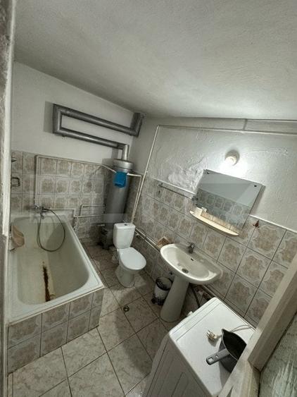 Casă cu Teren 350 Mp în Central