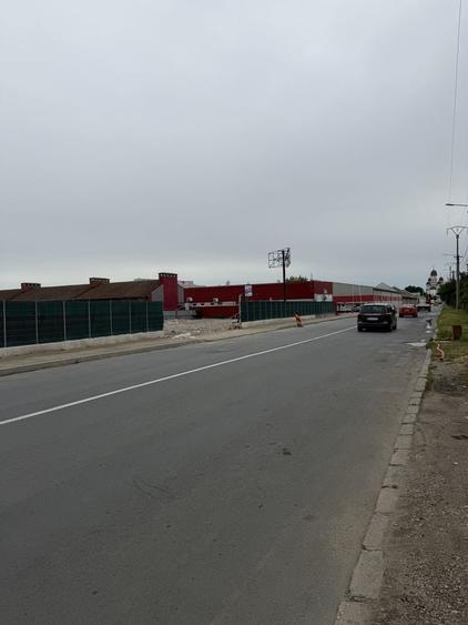 Spațiu comercial, de 5,000 mp, în Central