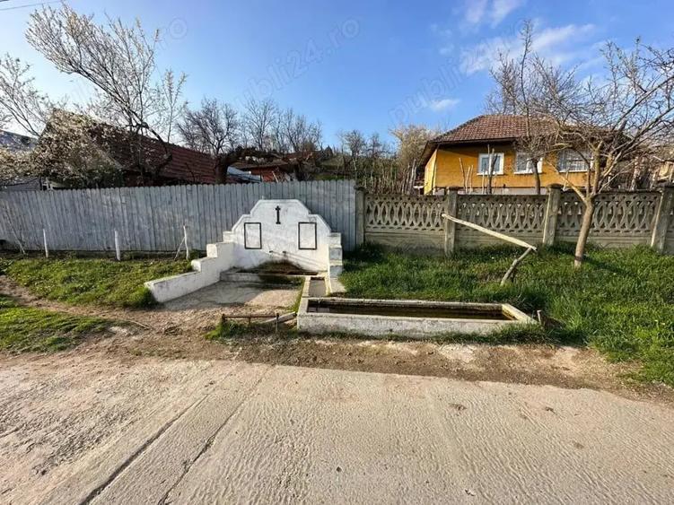 Teren de 1323 mp, în Vârvor