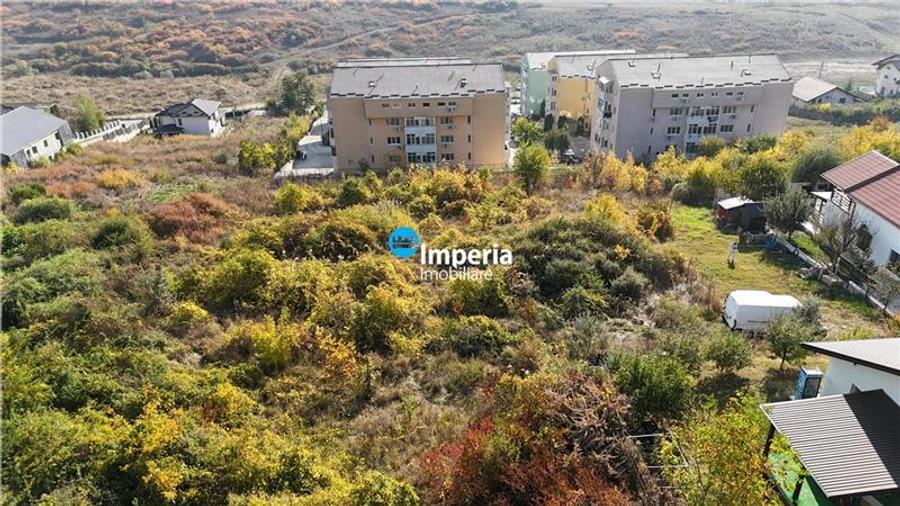 Teren intravilan de 600 mp, în Bucium