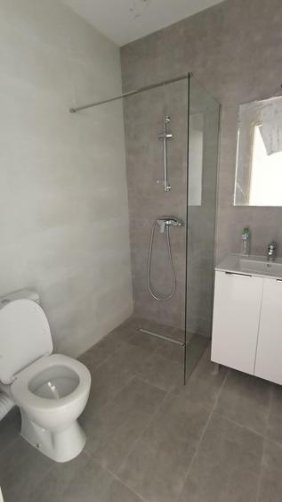 Apartament cu 3 camere decomandat în Găgeni