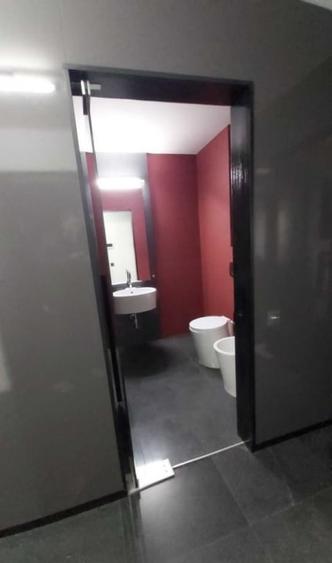 Apartament cu 3 camere semidecomandat, mobilat în Plopilor