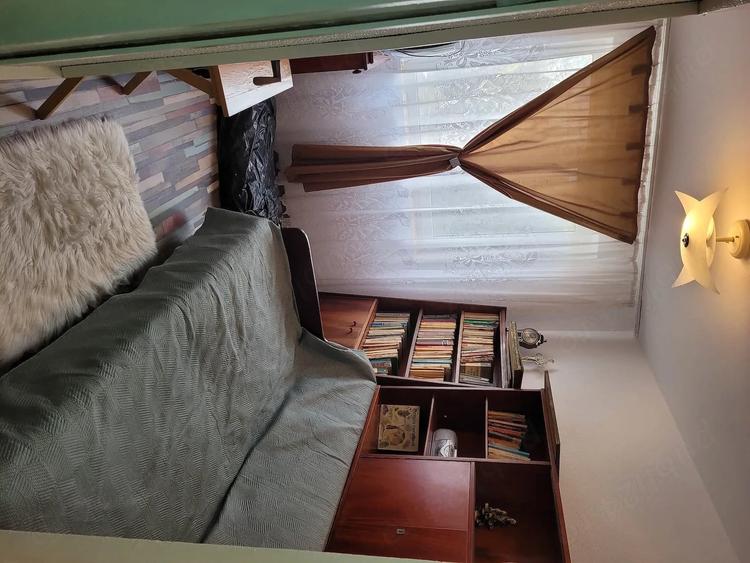 Apartament cu 3 camere semidecomandat în Ultracentral