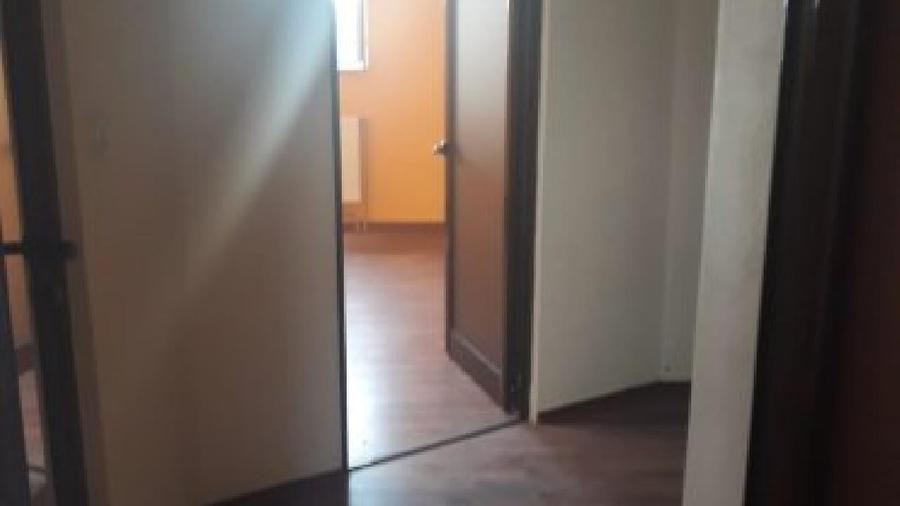 Garsonieră decomandată în Micro 19