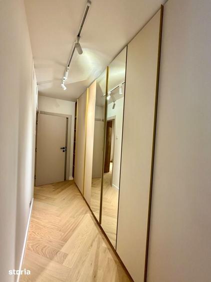 Apartament cu 4 camere în Central