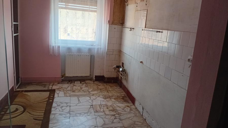 Apartament cu 2 camere semidecomandat în Ultracentral