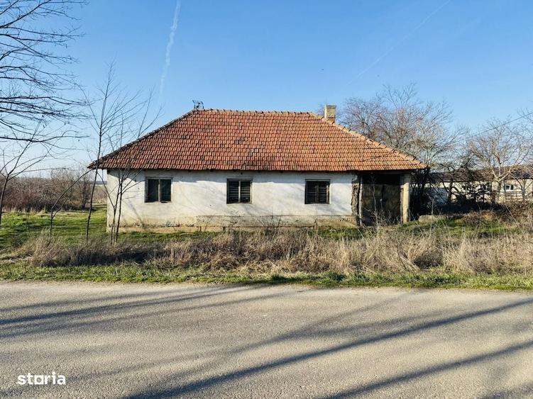 Casă cu 3 camere cu Teren 94 Mp în Tăut
