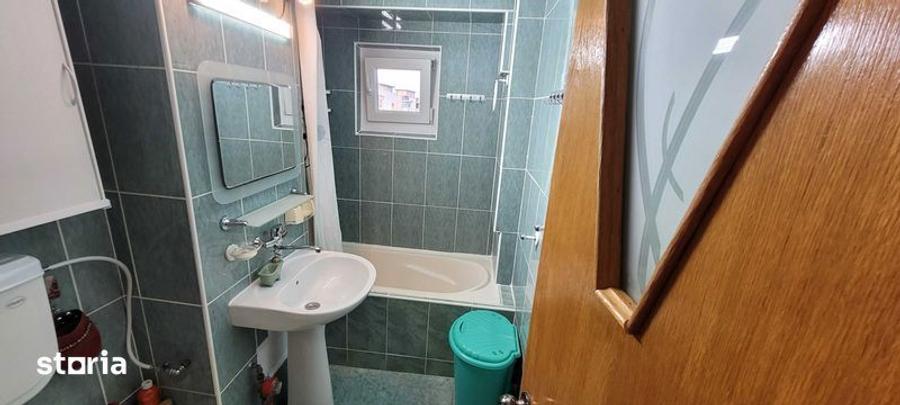 Garsonieră decomandată în Rahova