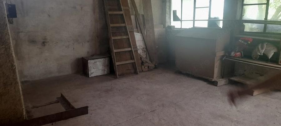Casă cu 5 camere cu Teren 1050 Mp în Central
