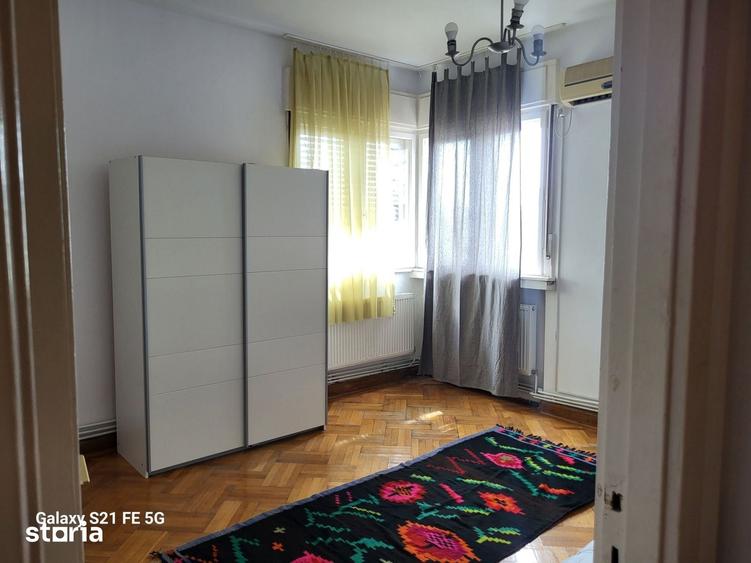 Apartament cu 3 camere decomandat în Eminescu