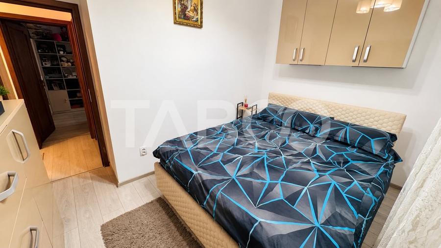 Apartament cu 3 camere decomandat, mobilat în Șelimbăr