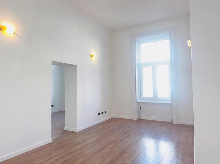 Apartament cu 3 camere semidecomandat în Ultracentral