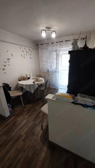 Apartament cu 3 camere decomandat în Gării