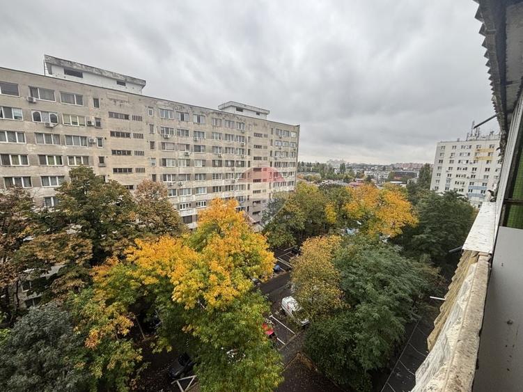Apartament cu 3 camere decomandat, mobilat în Zețarilor