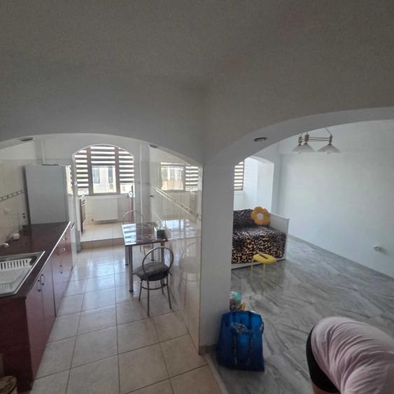 Apartament cu 2 camere semidecomandat în Nord
