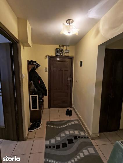 Apartament cu 3 camere, mobilat în ICIL
