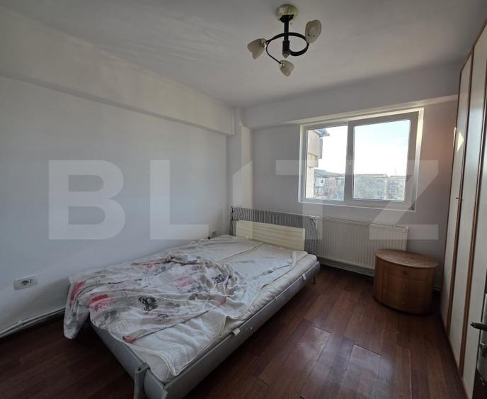 Apartament de vanzare, 69.36 mp, zona Micro 16 - 4